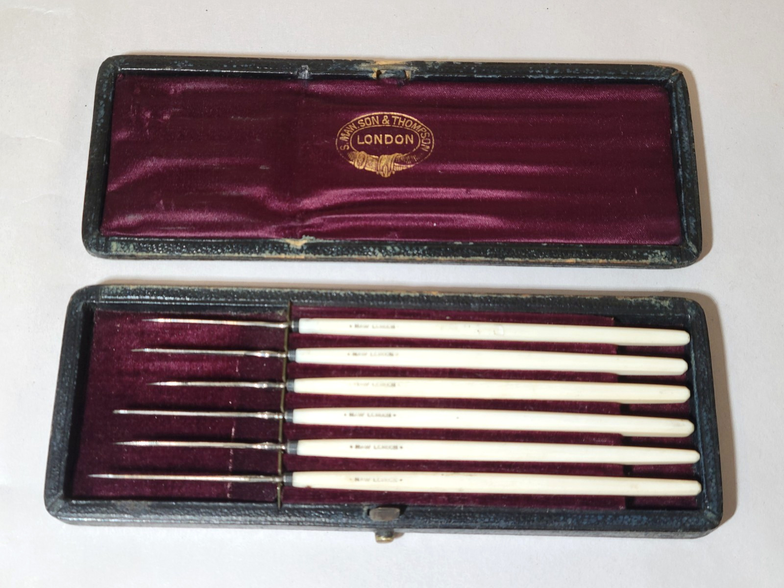 1870's S. Maw Son Thompson 6-Scalpel Surgical Set, Case Antique Medical Tools