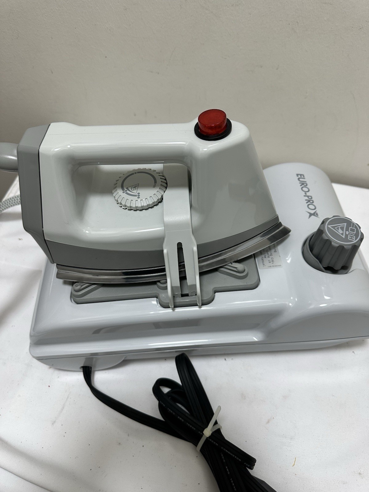 Euro-Pro EP 8000 Steam Generator Pressor Iron Professional Pressing