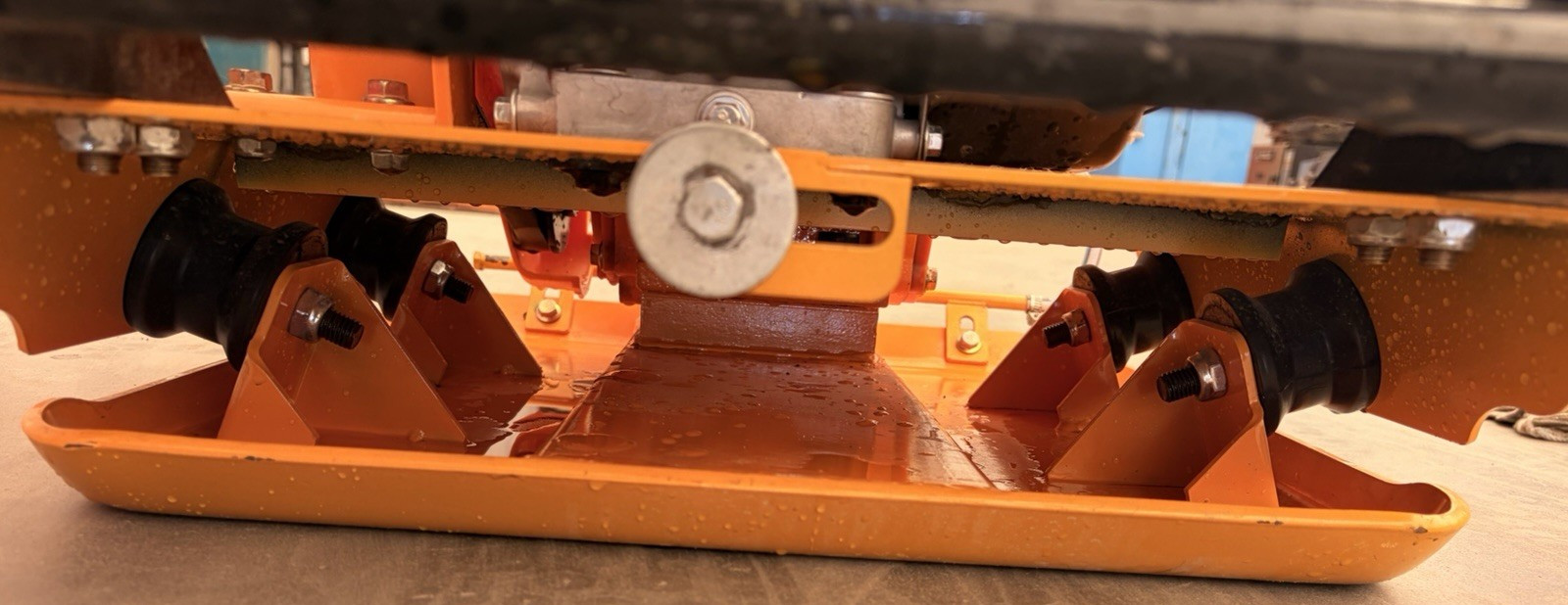 Walk Behind Road Plate Compactor 7.0HP Gas Engine Vibratory Tamper 20"x14" C90T