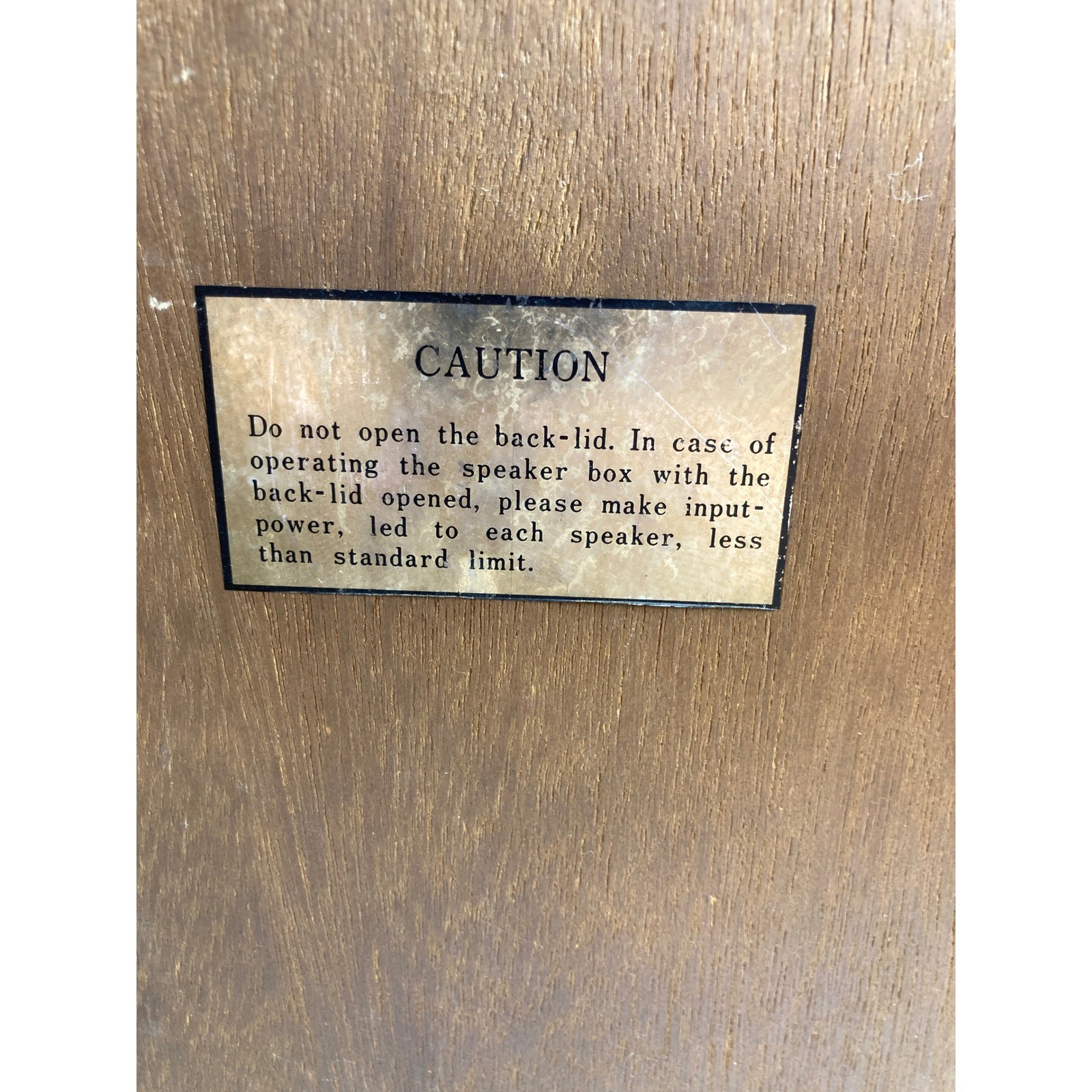 Vintage SanSui SP-70 wood Speakers Pair Bookshelf Stereo Speakers UNTESTED READ