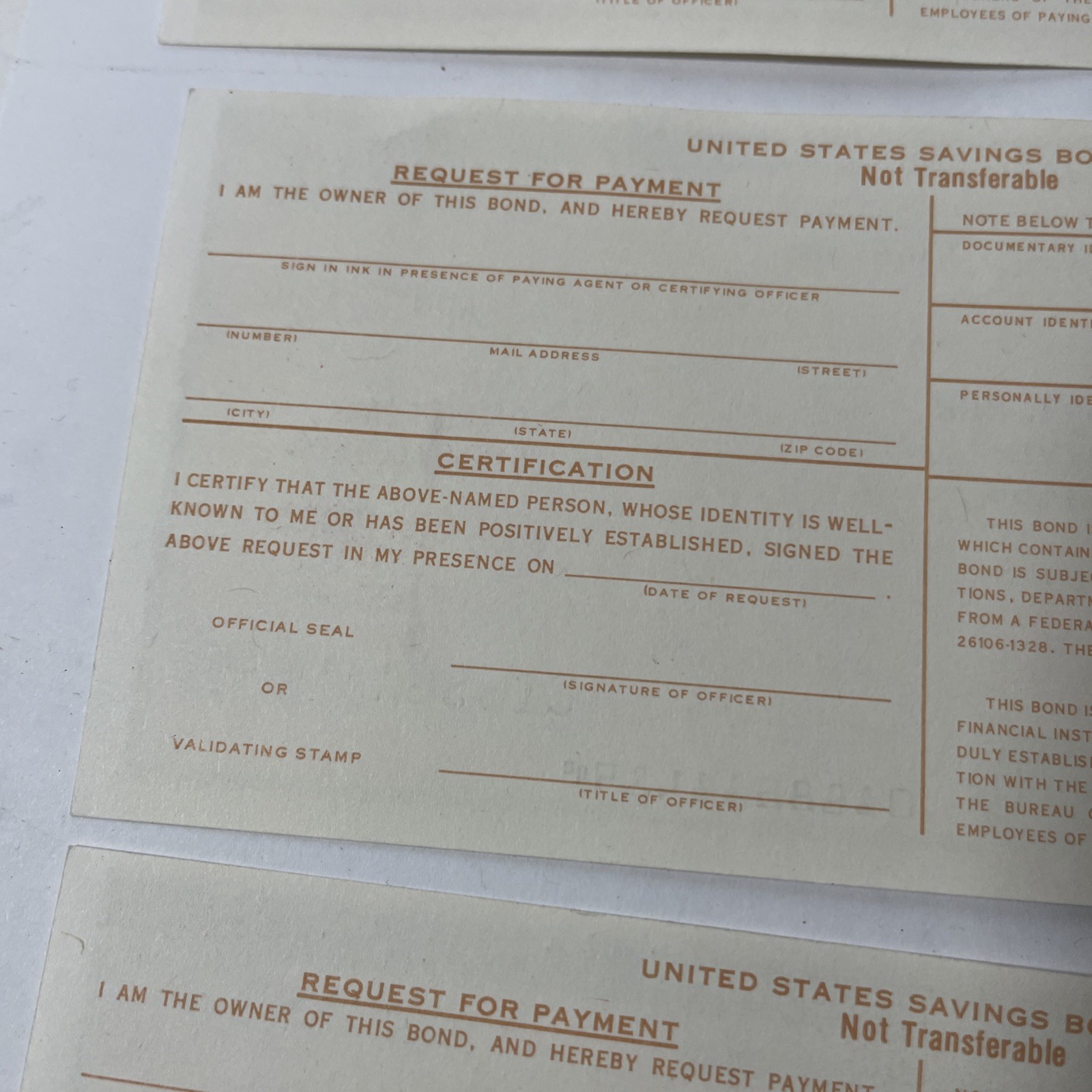 US 1988 Savings Bond Series EE $100 Dollar Jefferson Unsigned Lot 3 Consecutive