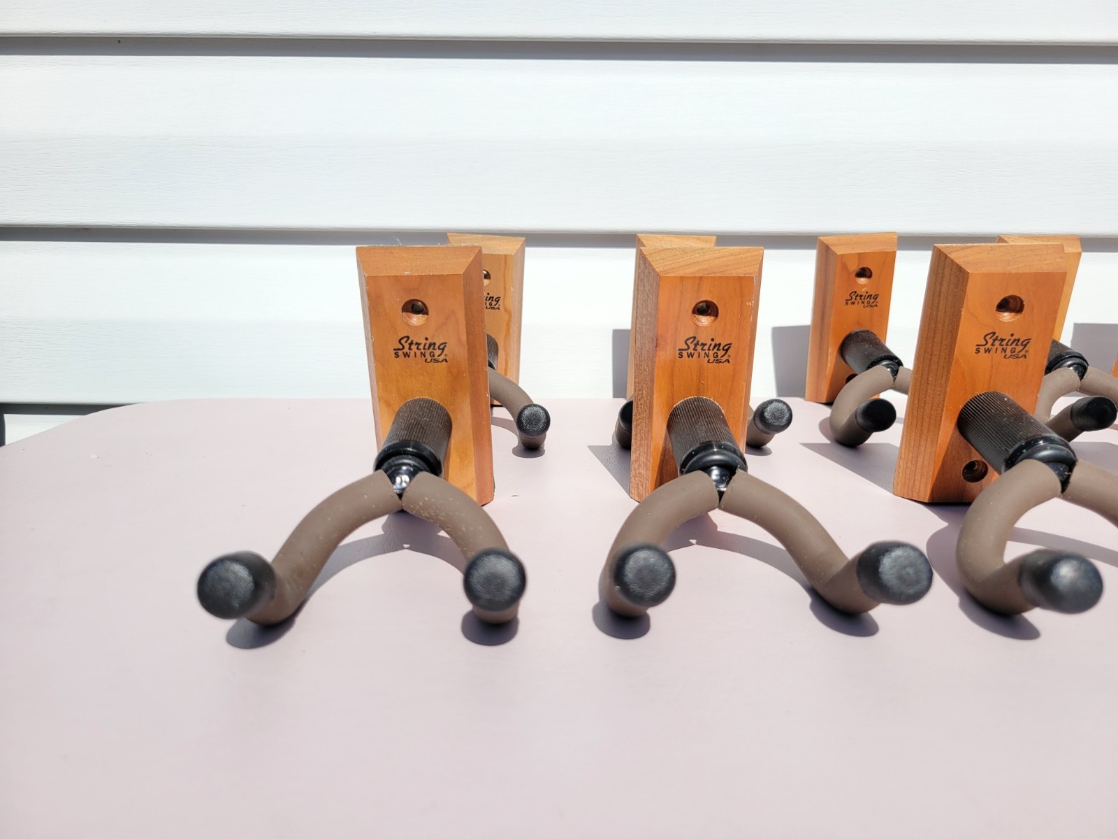 Lot of 10 String Swing CC01 Guitar Hanger Wall Mount Holder with Screws