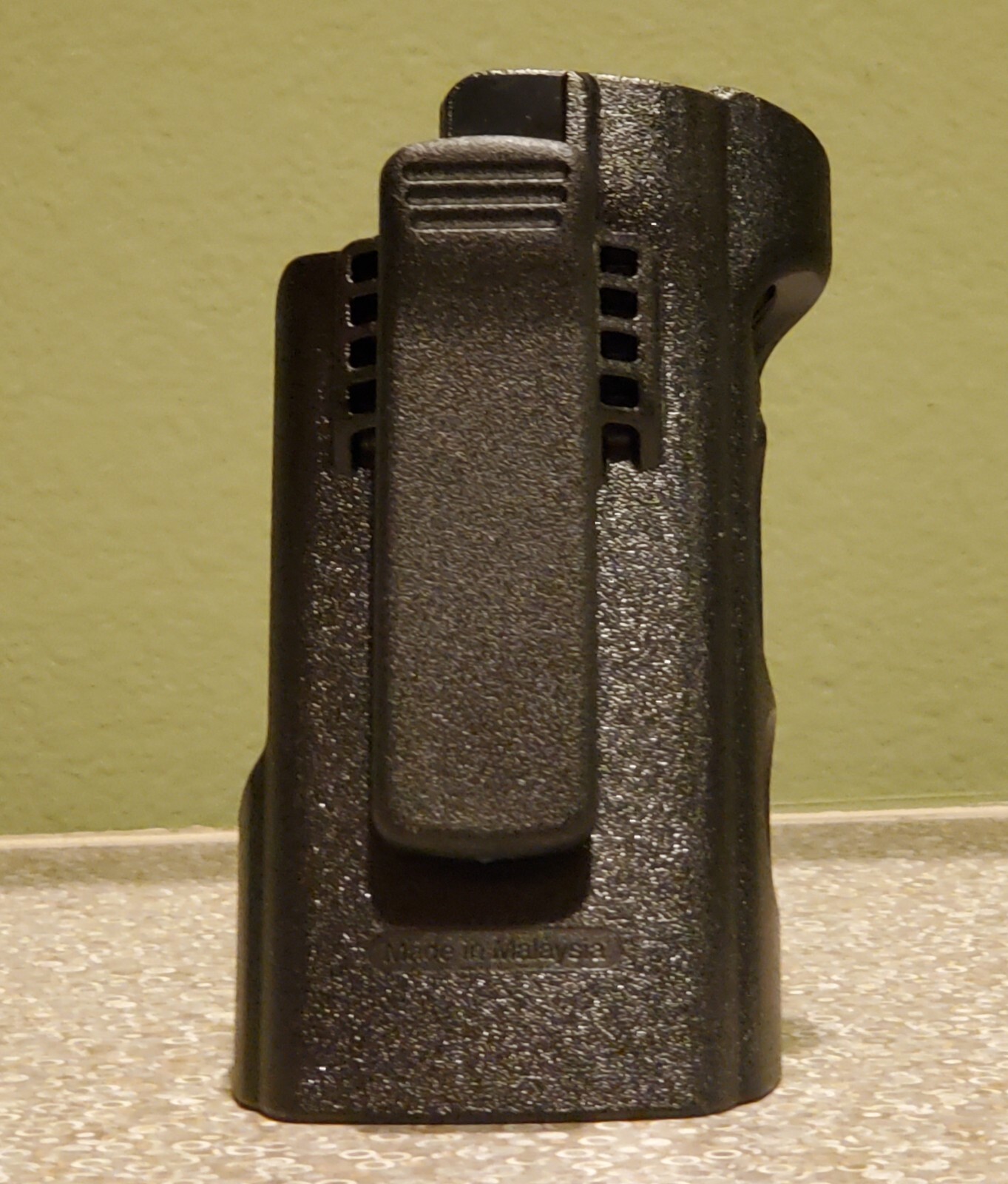 New OEM Motorola PMLN5709A PMLN5709 Belt Clip Holster for VHF APX8000 APX6000