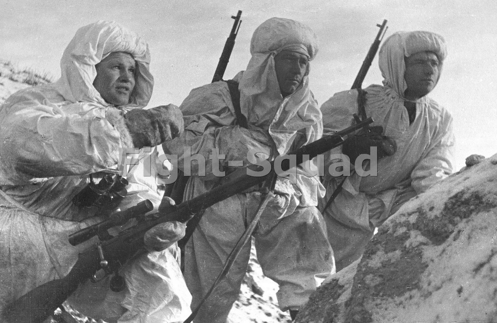 WW2 Picture Photo Legendary Russian sniper Vasily Zaitsev (left) + 400 Kill 2106