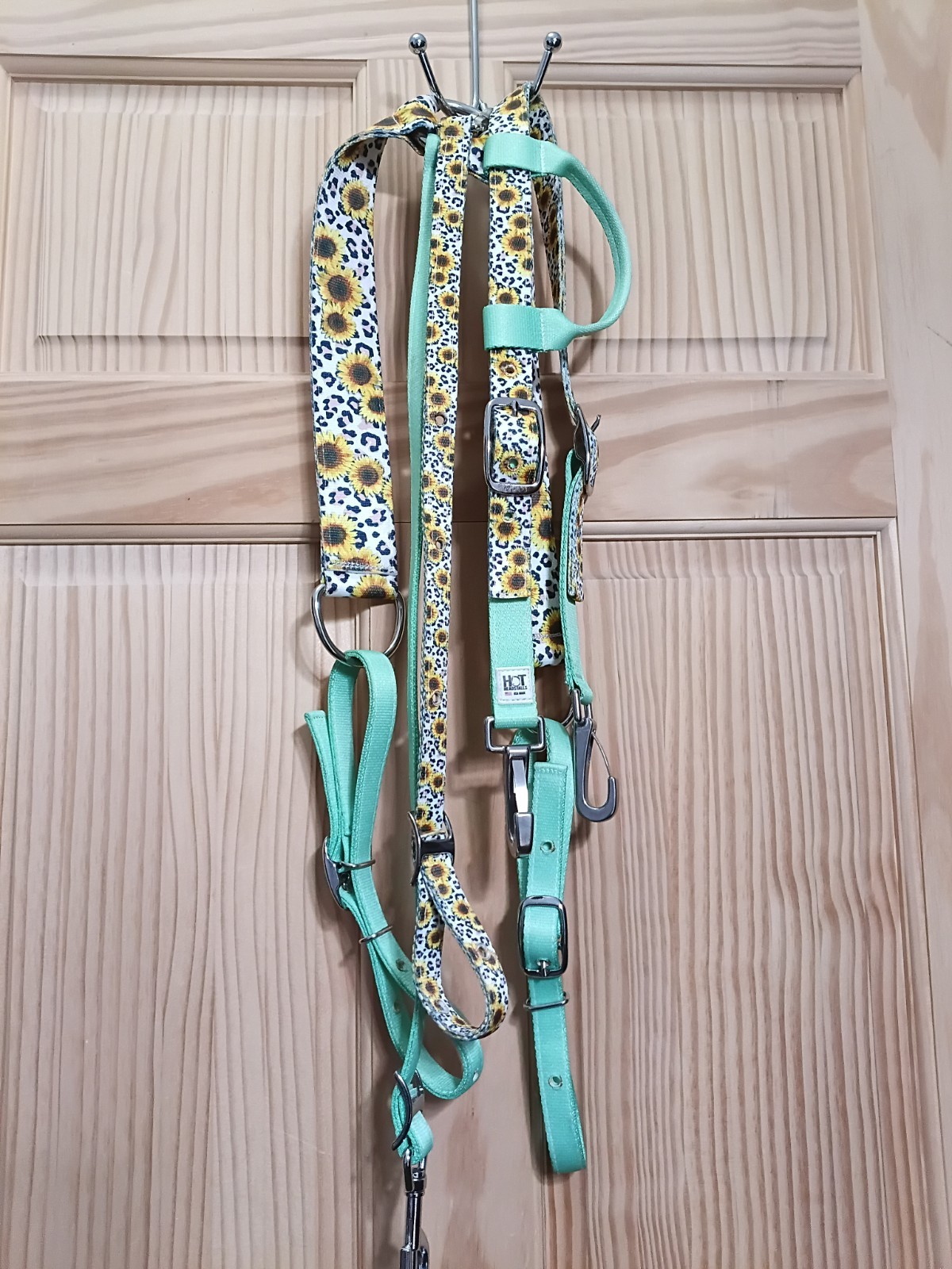 Hot Headstalls Mint White Cheetah Tack Set