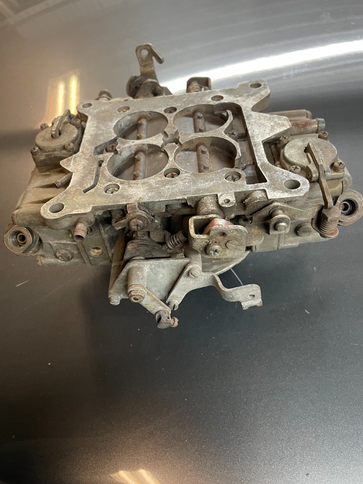 HOLLEY 4771 DOUBLE PUMPER DUAL FEED 650 CFM FOUR BARREL CARBURETOR