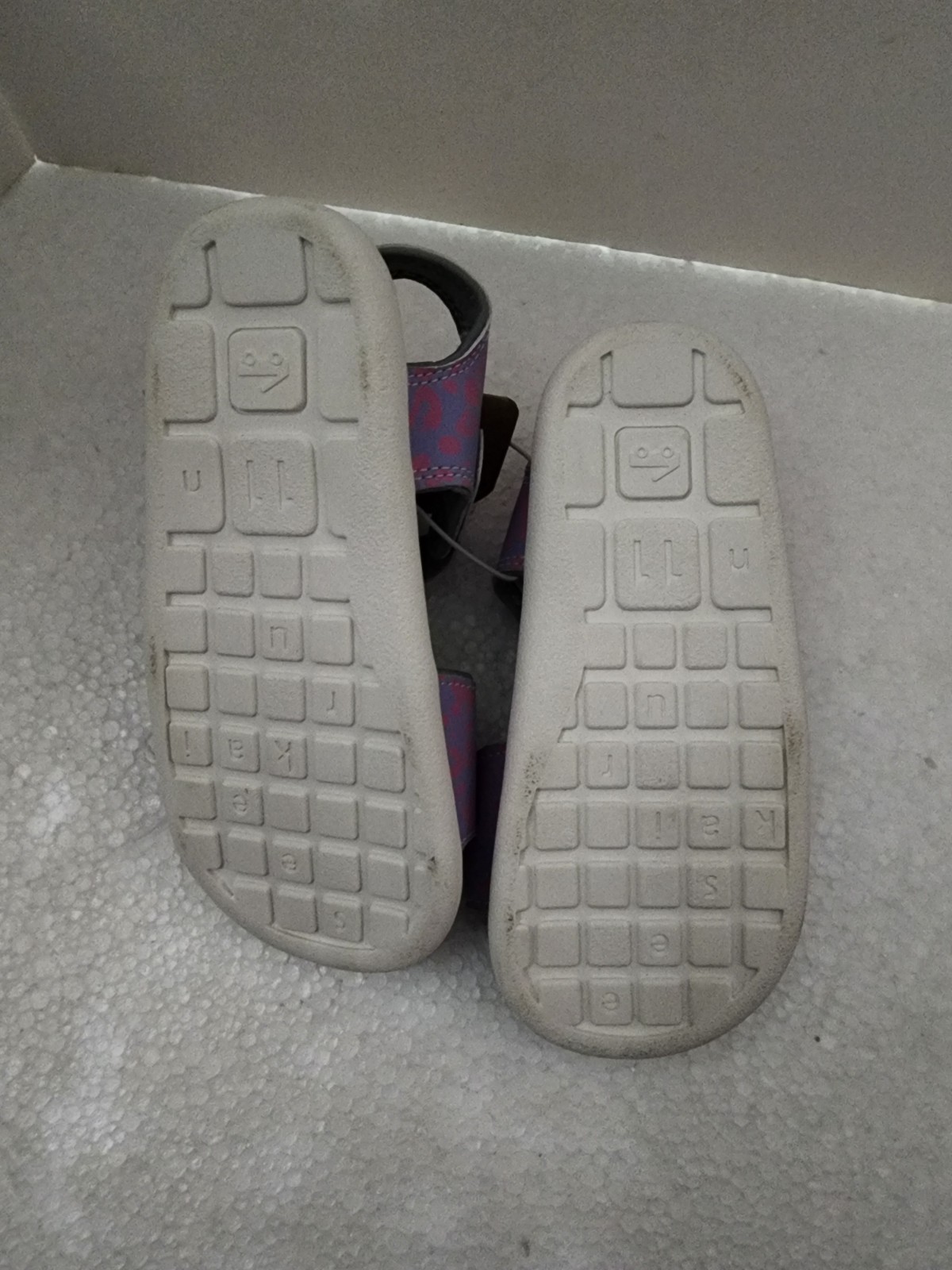 See Kai Run Basics, Girls Sandals, Purple Spots. SZ 11, 12, NWT, SHIPS FREE