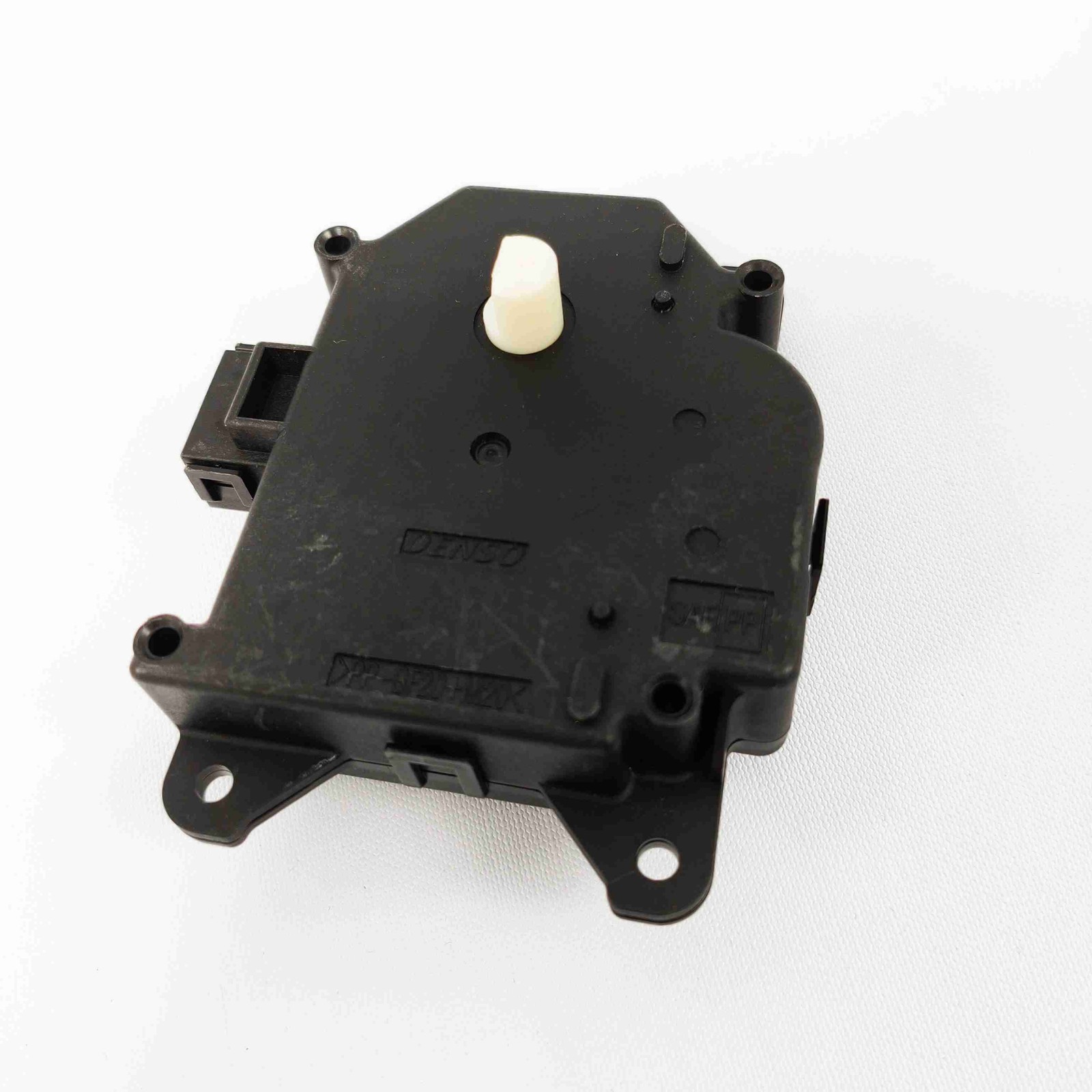 OEM 87106-07120 HVAC Blend Actuator Motor For Toyota Lexus