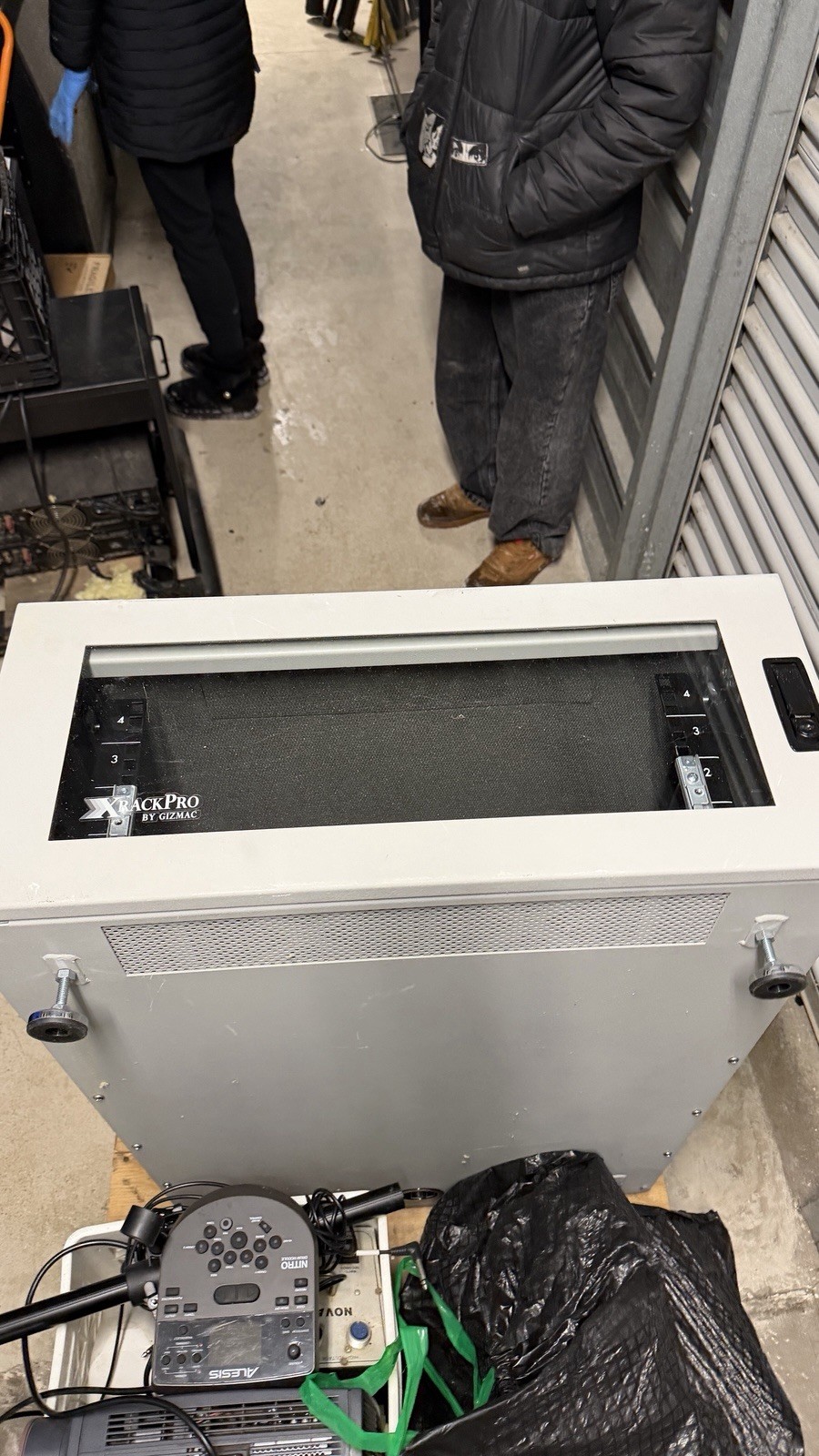 XRackPro by Gizmac Server Network Rack Cabinet Locking Glass Door w/Fan