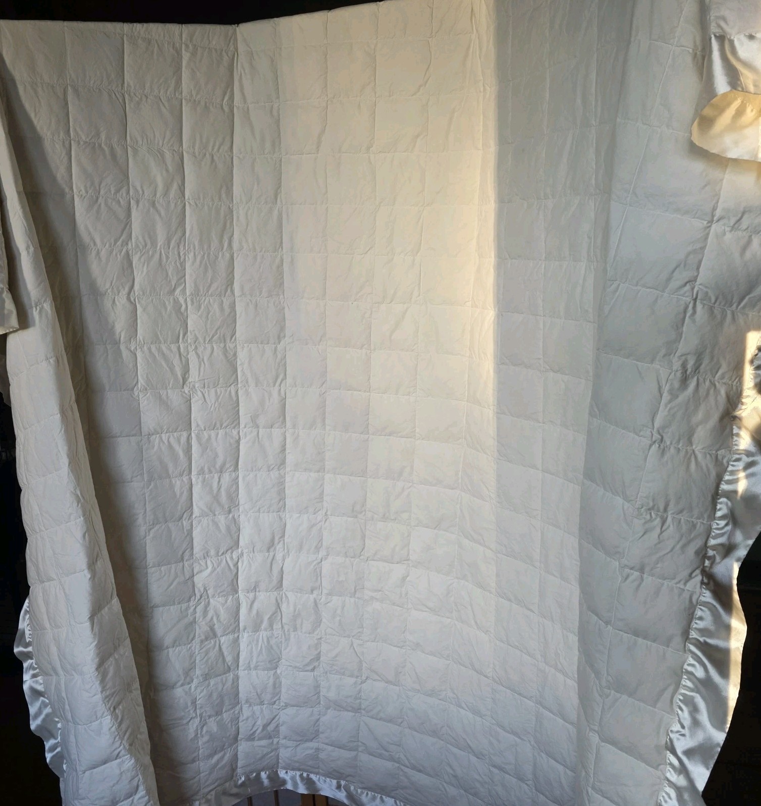 75+% Down Blanket/Duvet Insert By Belk 90x94" READ Queen/Full Ivory Satin Trim