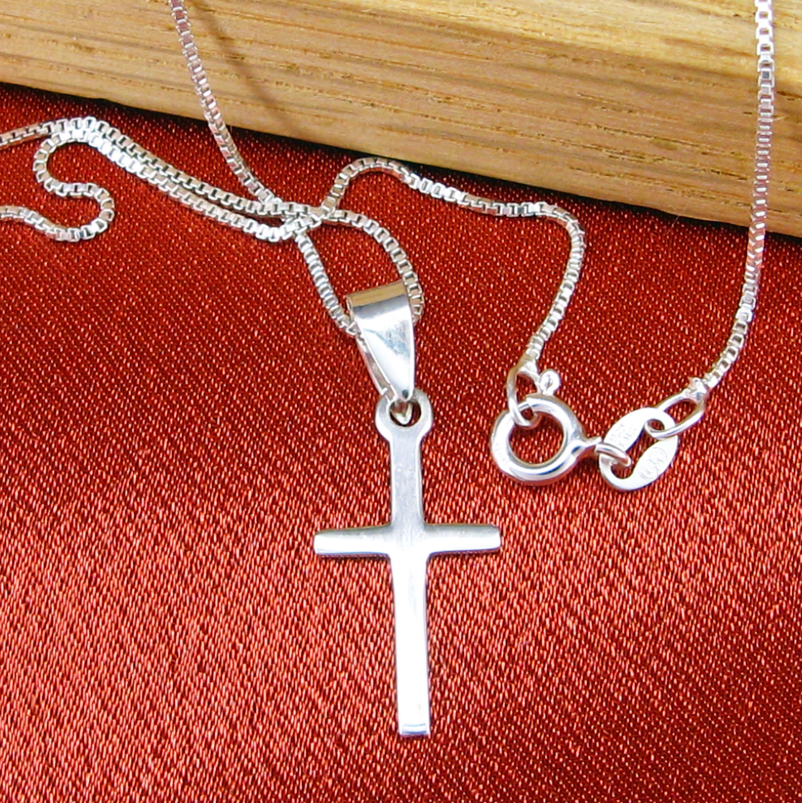 Small Plain & Simple Cross Pendant in SOLID 925 Sterling Silver - NEW!