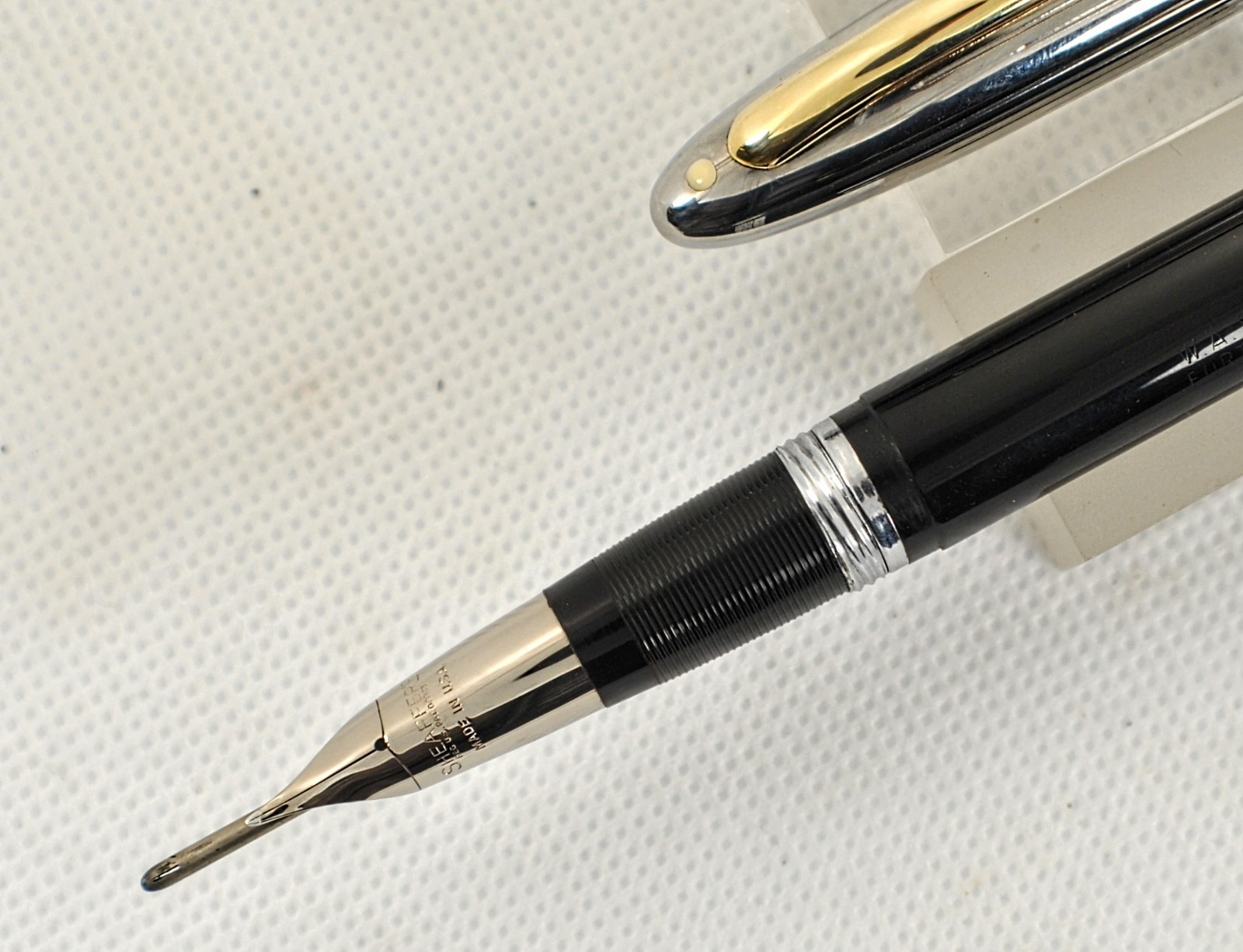 Very Nice Classic Black Snorkel Clipper, Smooth Medium Palladium Nib, RESTORED
