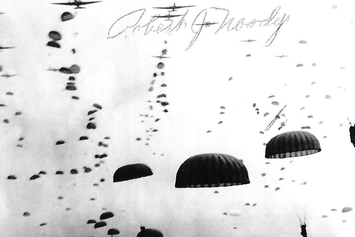 Robert Noody signed 4x6 photo WWII Band of Brothers European Theater RARE LOOK!