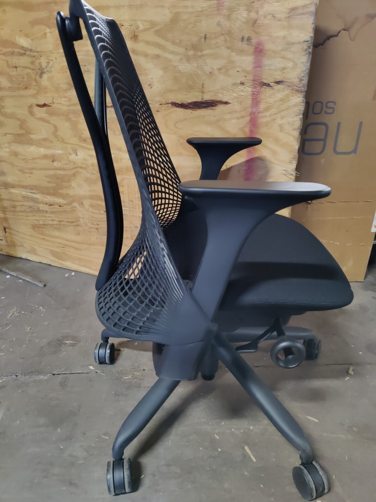 Black Sayl Office Desk Chair Herman Miller Fixed Arms Black Seat/Frame