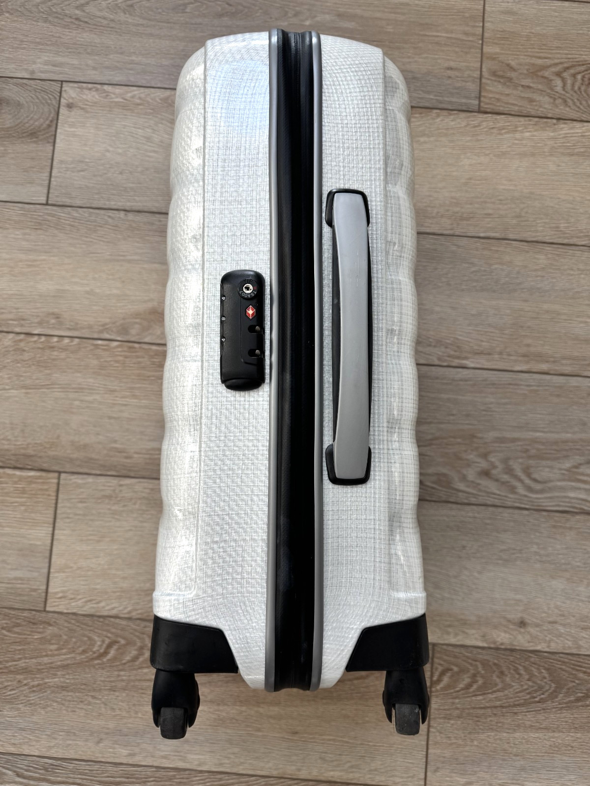 Samsonite Firelite Limited Edition for Tupperware 20” Spinner Carry-On Luggage