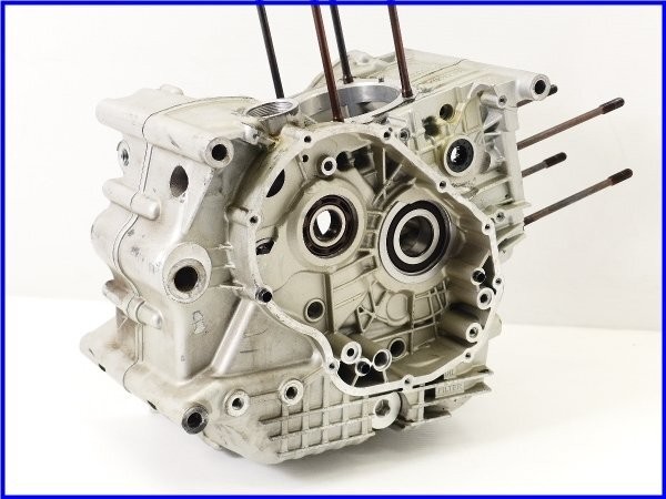 DUCATI 2001 748R Genuine crankcase 18,380km