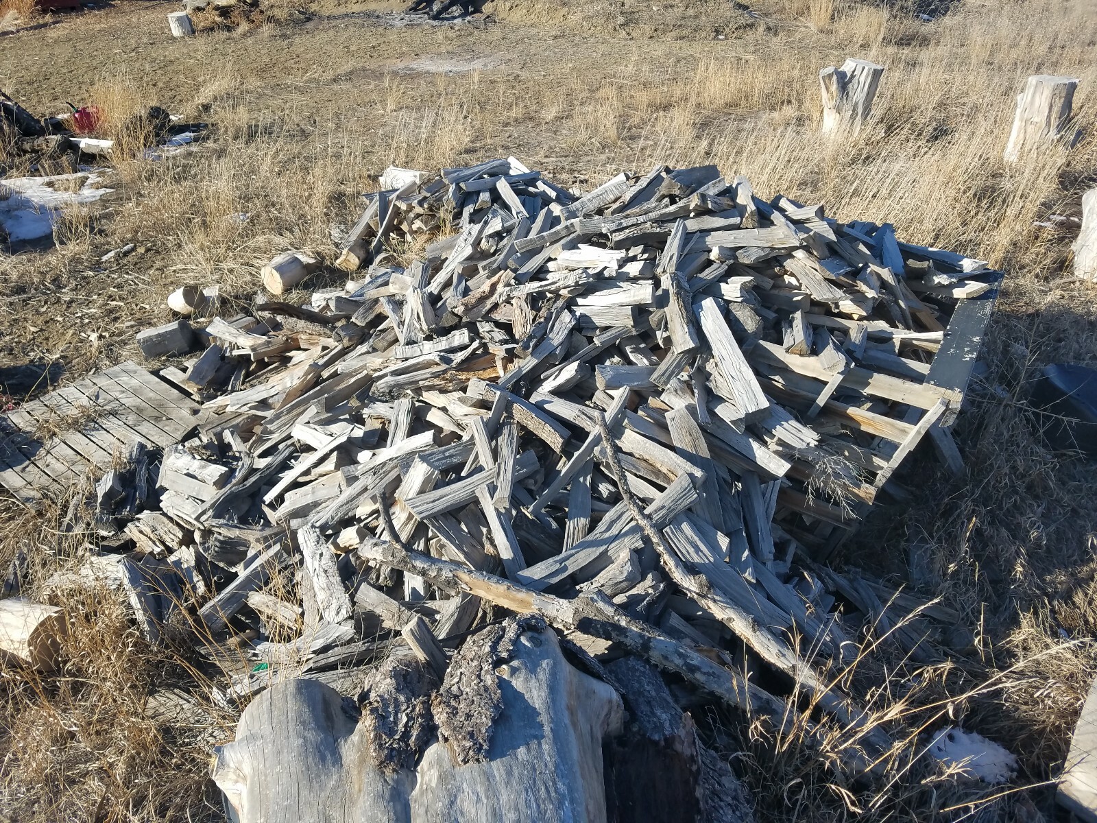 Big Heavy Box, 65+ LBS Better Assorted Hand Split Firewood. Dry. Elm, Poplar, Co