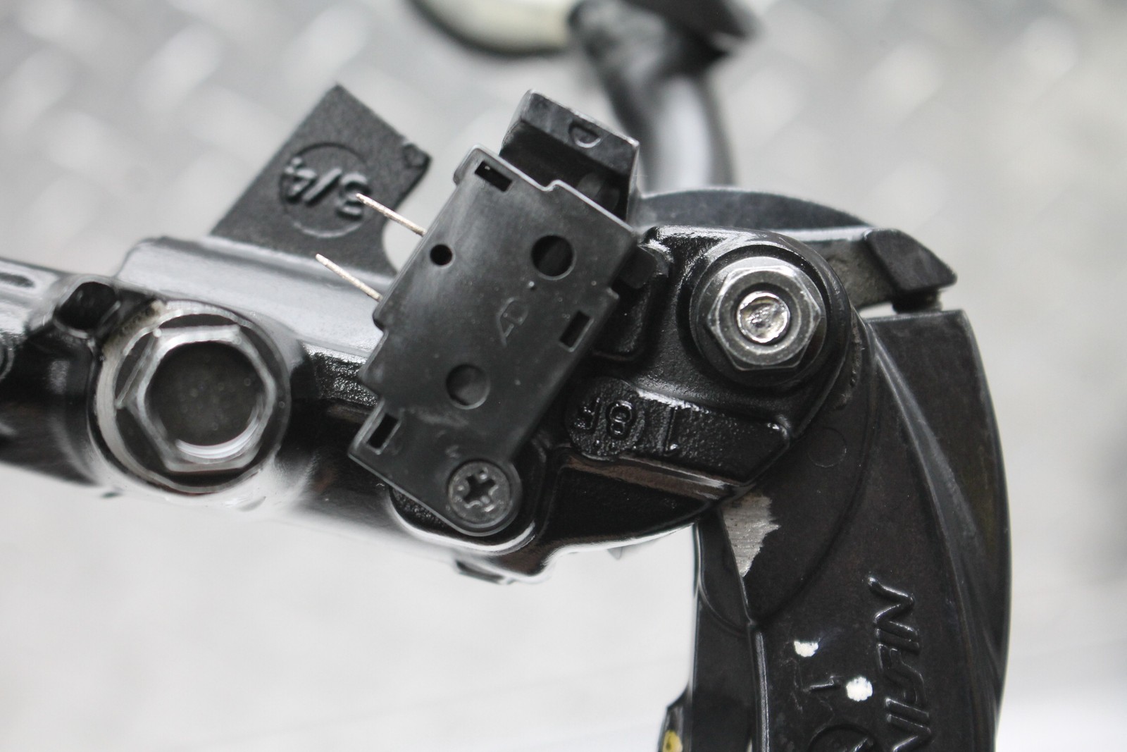 2009 KAWASAKI NINJA ZX14 ZX1400C HYDRAULIC CLUTCH MASTER CYLINDER W/ LEVER