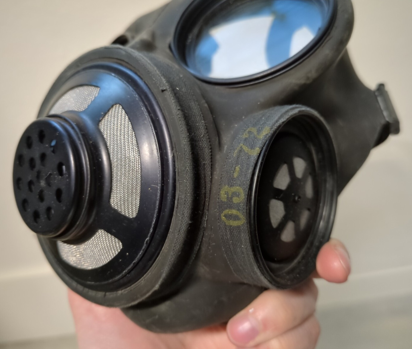 Canadian C3 60mm Gas Mask & Sealed US M11 Filter - Medium Triangle Nose Variant