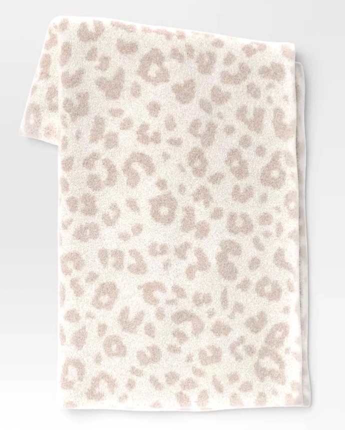 NEW Threshold Cozy Feathery Knit Cheetah Throw Blanket Beige 50”x60”
