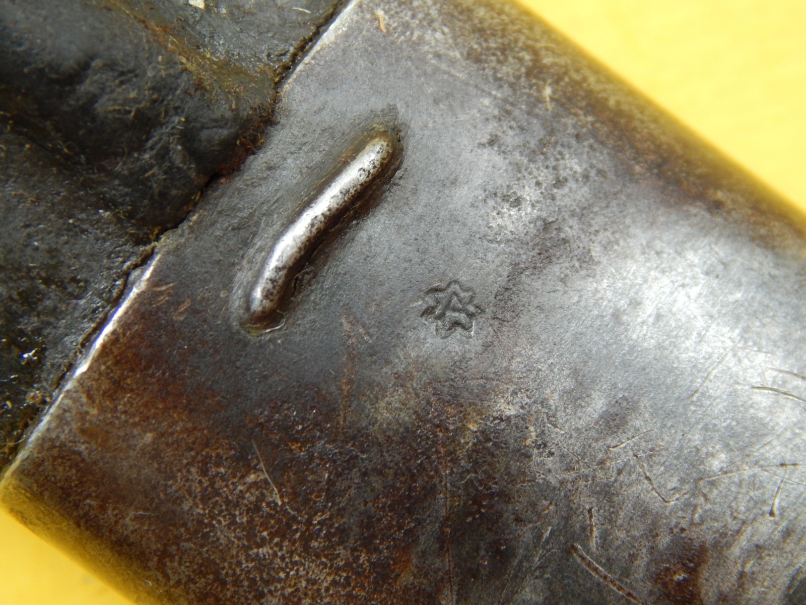 RARE DOUBLE SEAM SCABBARD - BRITISH ENFIELD 1907 BAYONET SCABBARD