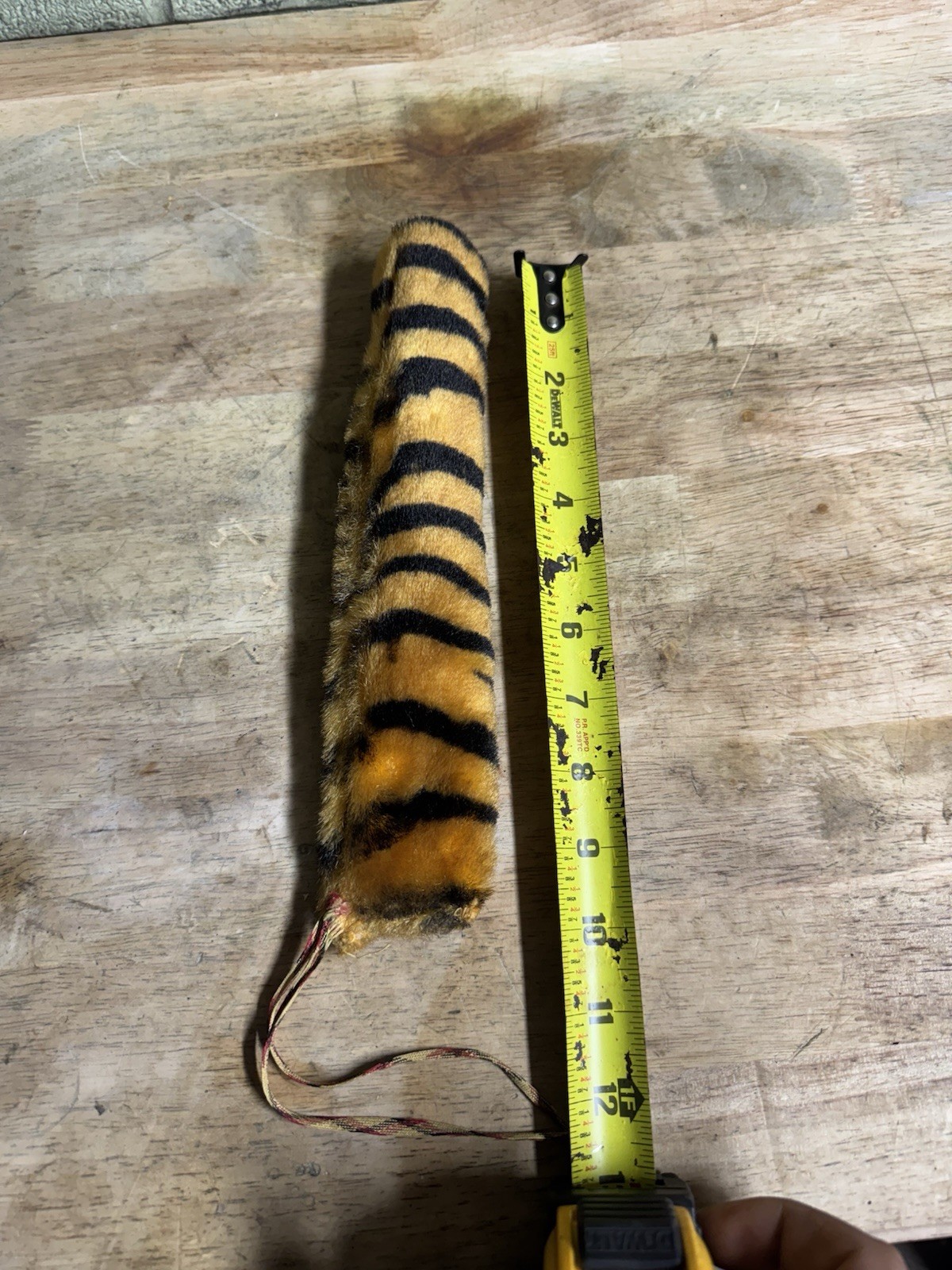 ORG RARE ESSO EXXON MIRROR HANGING TIGER TAIL~TIGER IN YOUR TANK!!! 9" Vintage