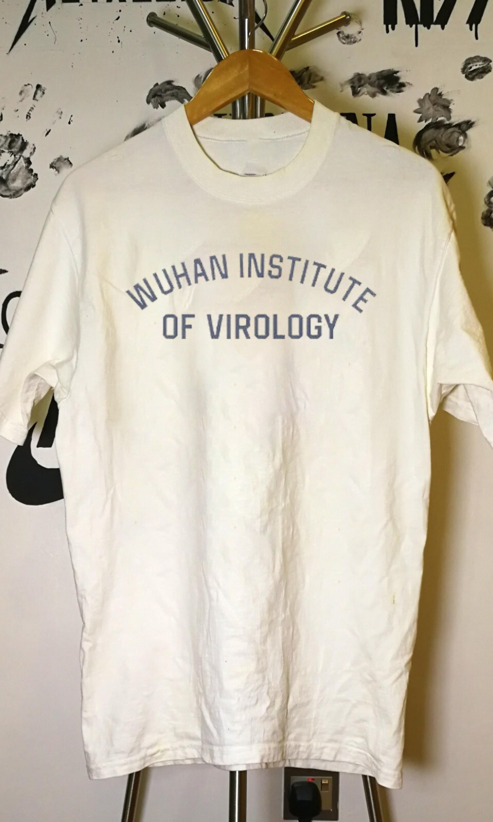 Top Wuhan Institute Of Virology T Shirt NEW BG6318