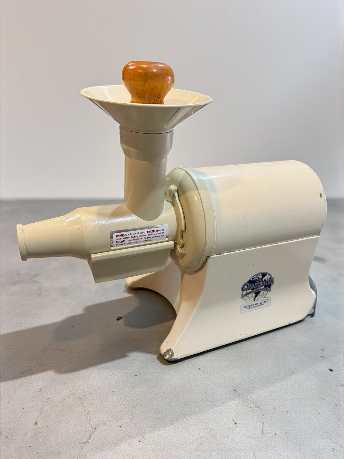 Champion G5-NG-853S White Color Juicer with Attachments Work Horse! Powerful