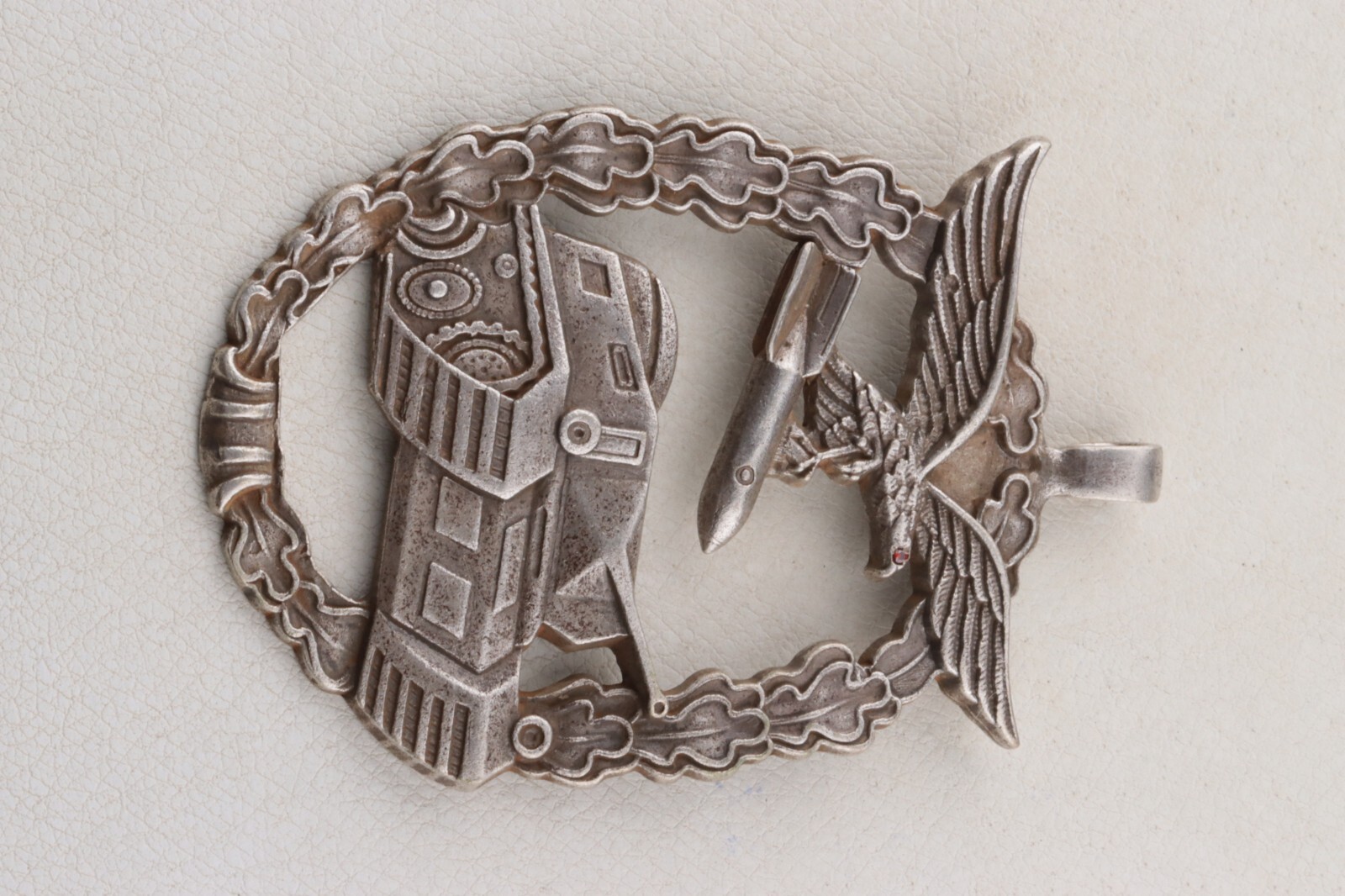 German pilot pendant 800 Silver WW2 Bomb Luftwaffe Tank WWII Wehrmacht Tank Eagl