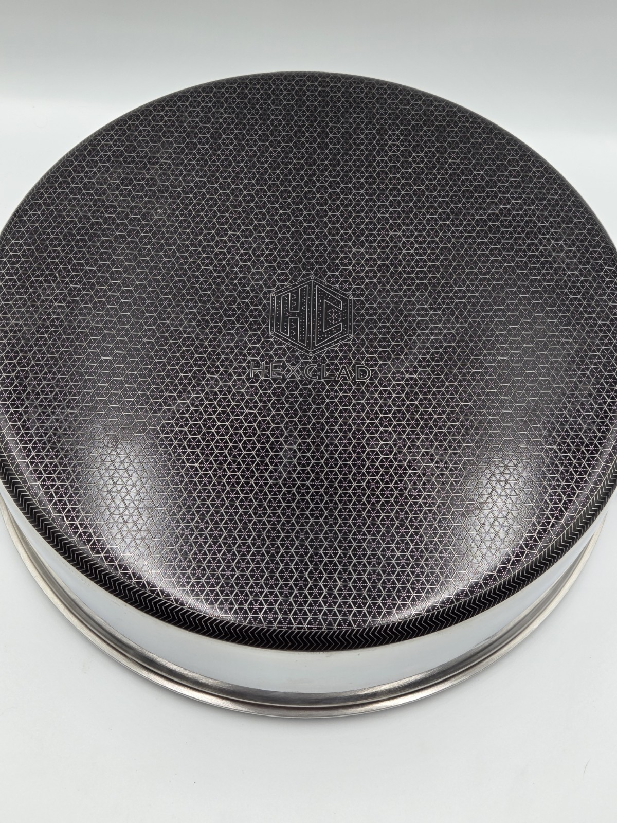 HexClad Hybrid 7-Quart Sauté Pan / Chicken Fryer - No Lid - Used Good Condition