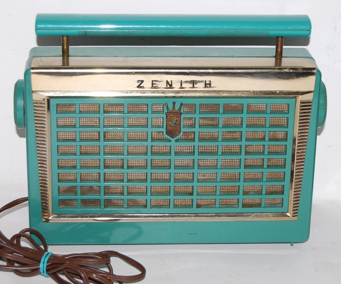 Vintage 1956 Zenith 4 bulb radio Z402F Tested Works Rare Color Free Shipping