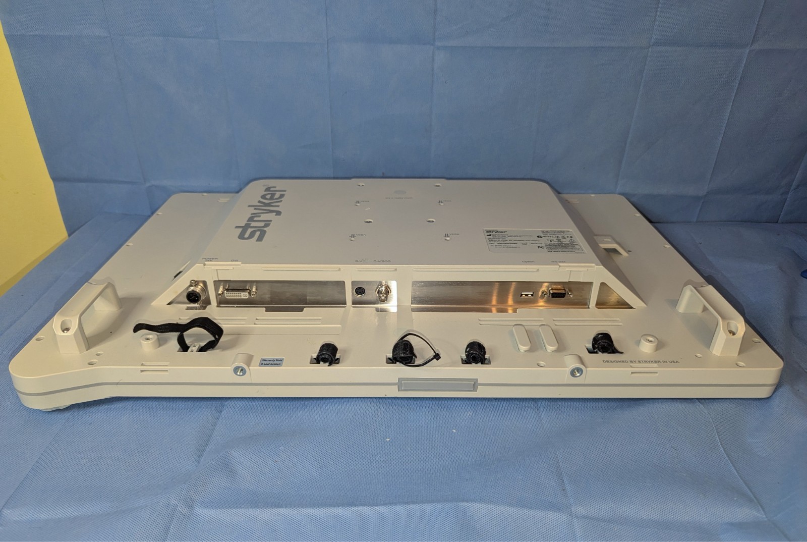 Stryker VisionPro SYNK 26" Wireless LED Display w/Power Suply (REF: 240-031-000)