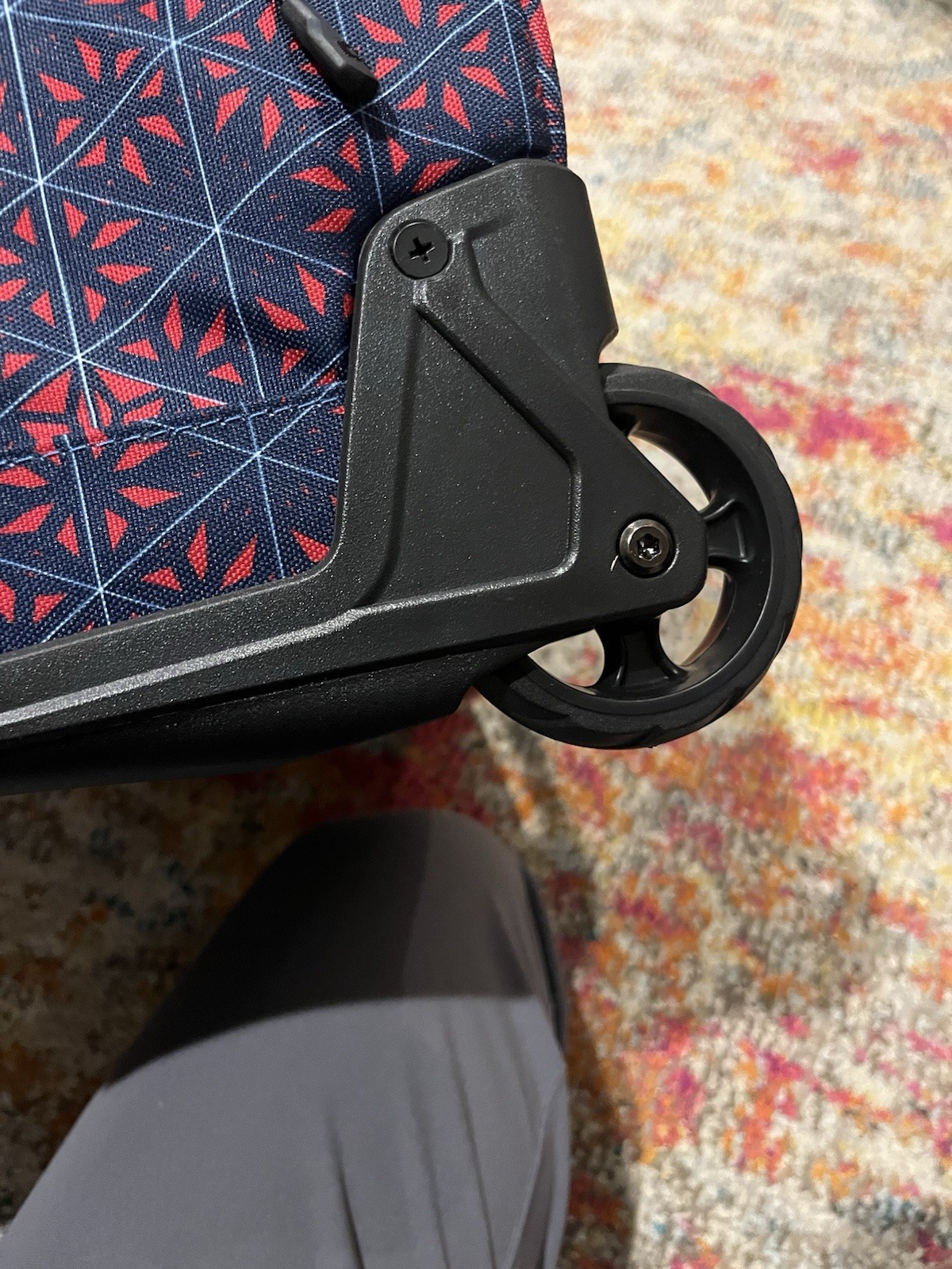 OGIO Official Partner, US Ski & Snowboard Team, 21" Rolling Carry On Duffle, NWT