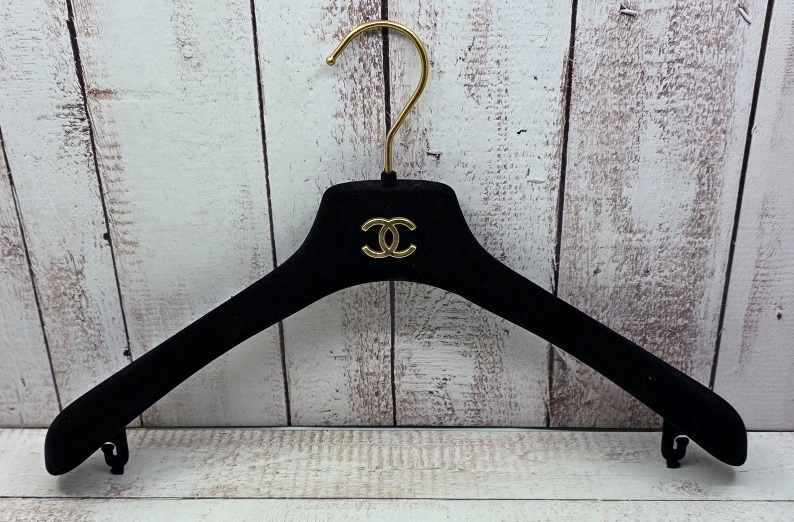 7X Authentic Chanel Black Velvet Hanger Gold CC Logo & Hook Coat Jacket Non Slip