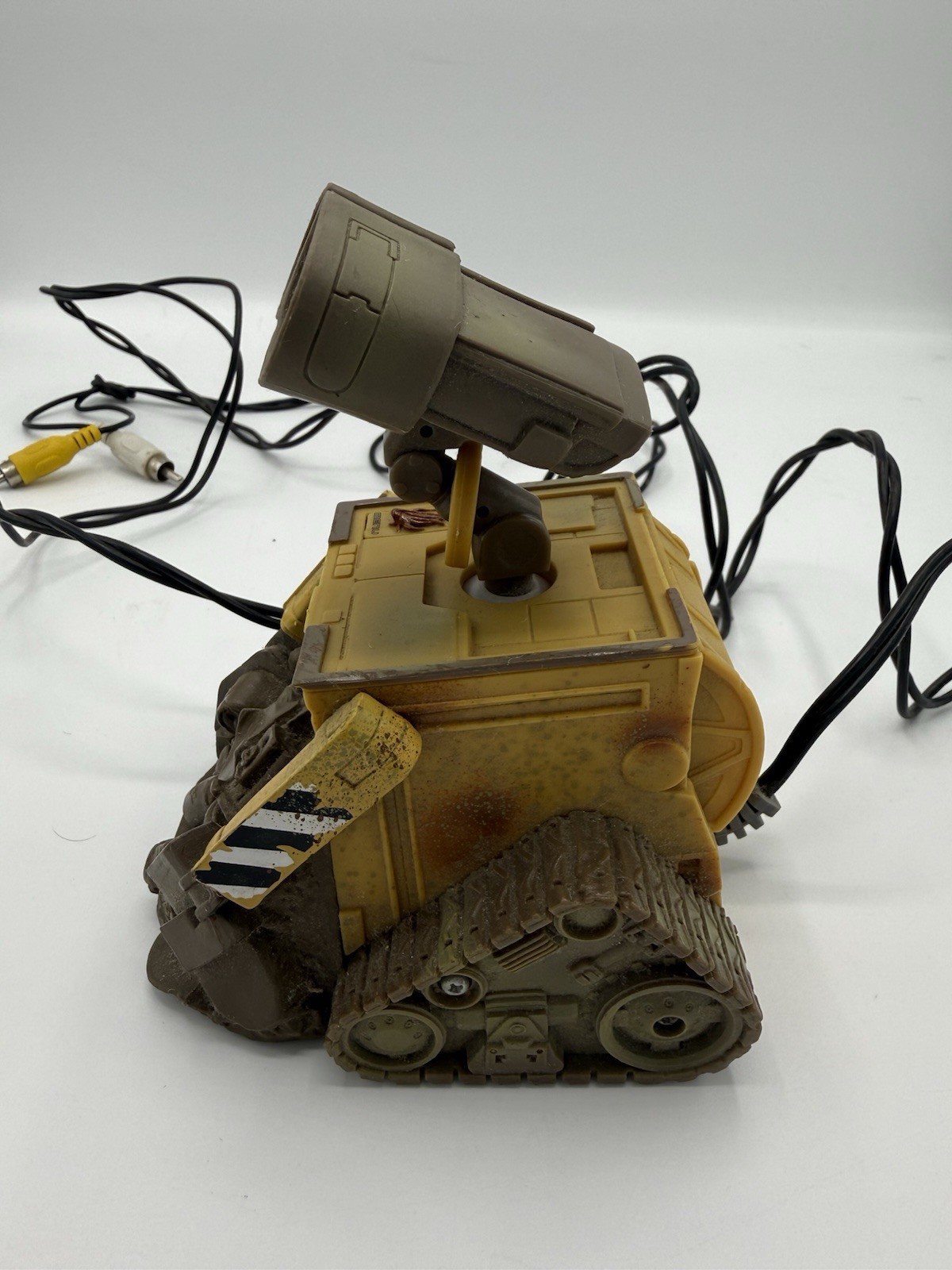 Disney Pixar Jakks Pacific Wall-E 2008 Video Game Plug & Play TV Tested & Works