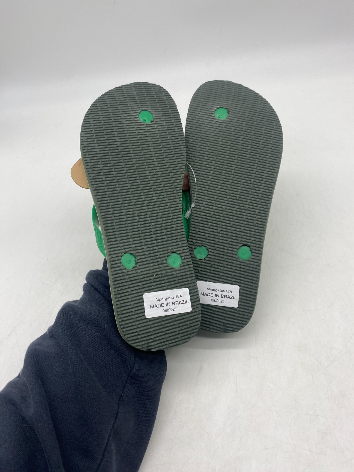 Havaianas Brazil Fresh Green Flip Flops Size 9/10 Women's / 8 Men