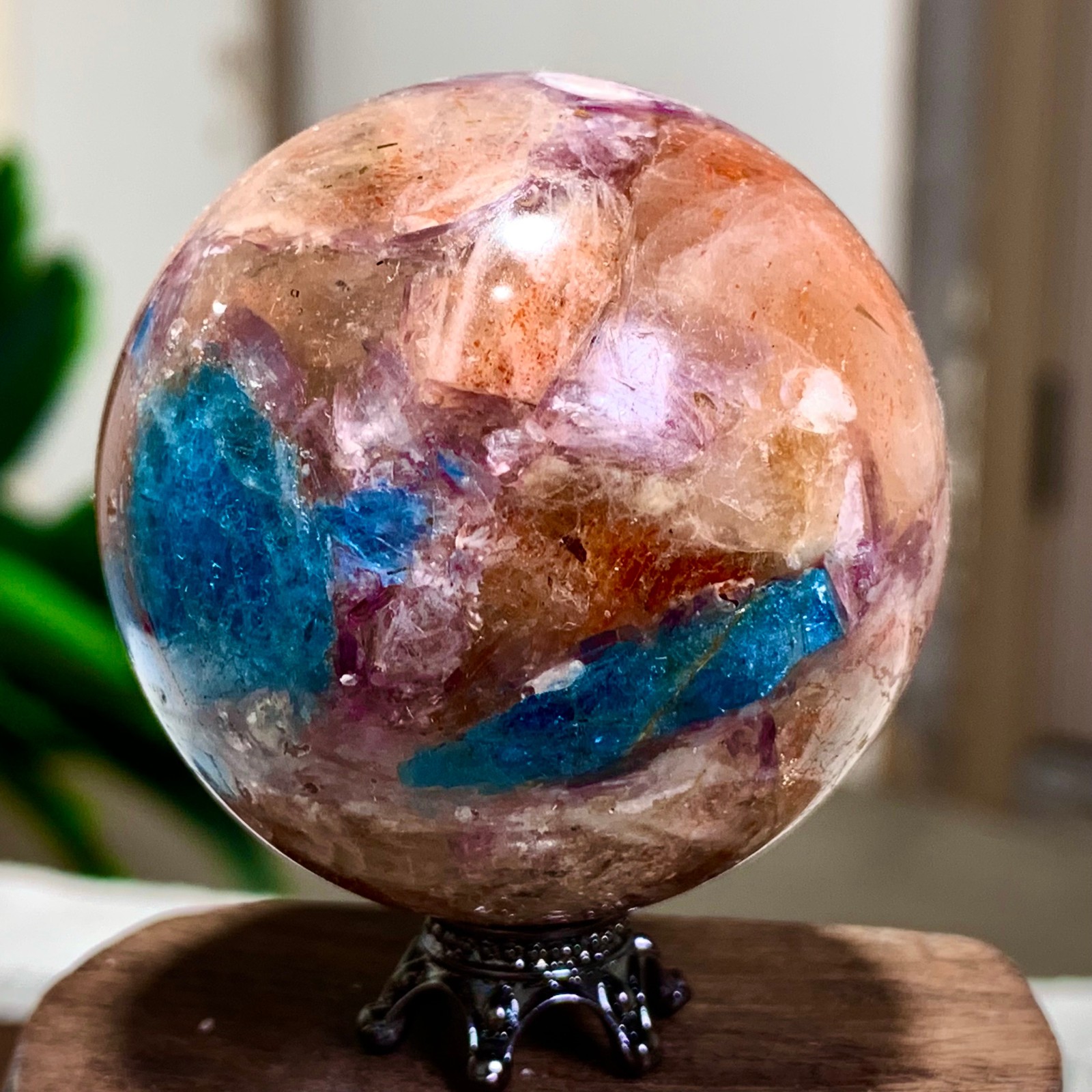 114G Natural Blue Aptite +Sun Stone purple lepidolite Sphere mineral sample