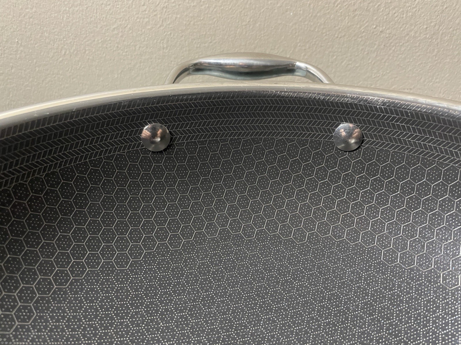 Hexclad 12" Wok Hybrid Stainless Steel Nonstick Pan Used no lid (W19)