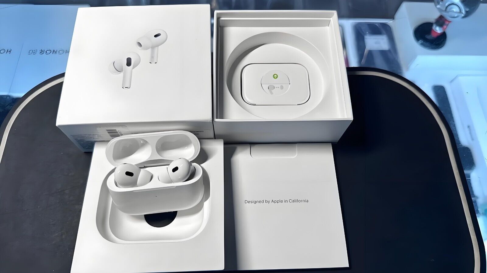 Apple Pro 2nd. Generation Earbuds Earphones with MagSafe Charging Case Fast Ship