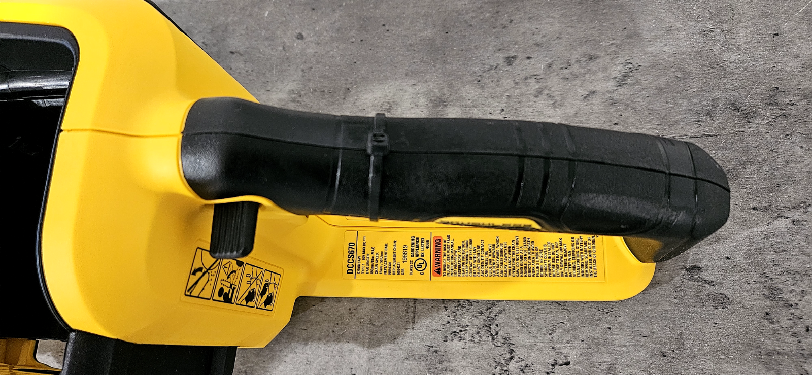 DeWalt FlexVolt 20V 60V 16" in Brushless Chainsaw DCCS670B (Tool Only)