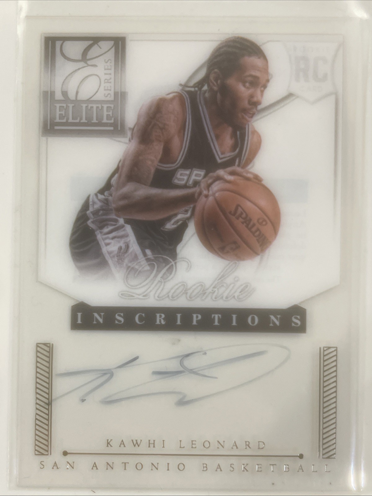 Kawhi Leonard RC Auto!2012-13 Elite Series Rookie Inscriptions Acetate+Relic/99