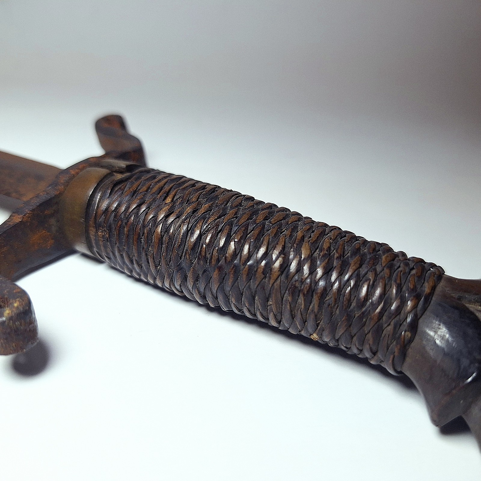 Authentic 17th-Century European Renaissance Left-Handed Dagger – All Original -