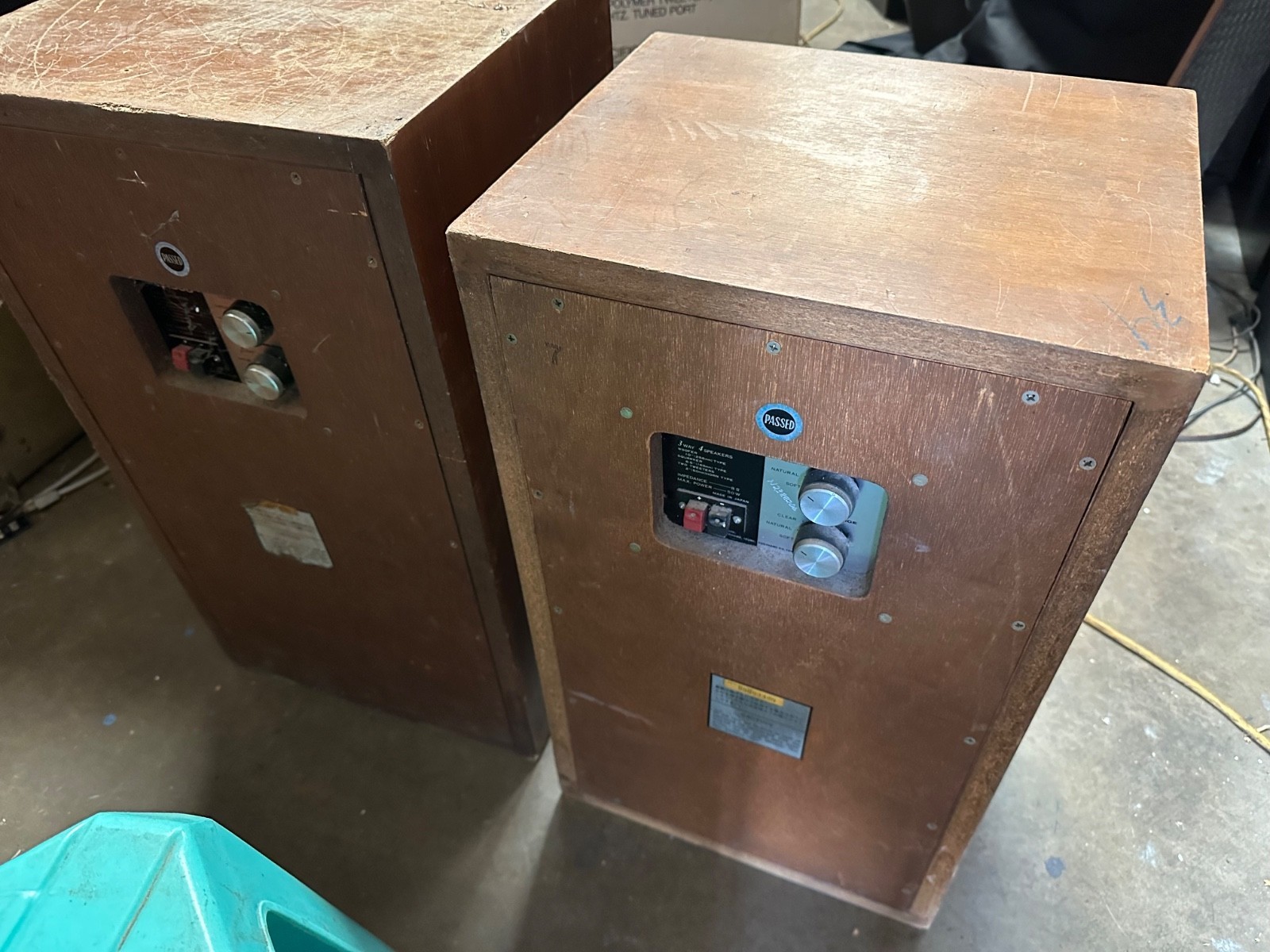 Sansui Vintage Speakers Set Of Two Light Brown Wooden Frames