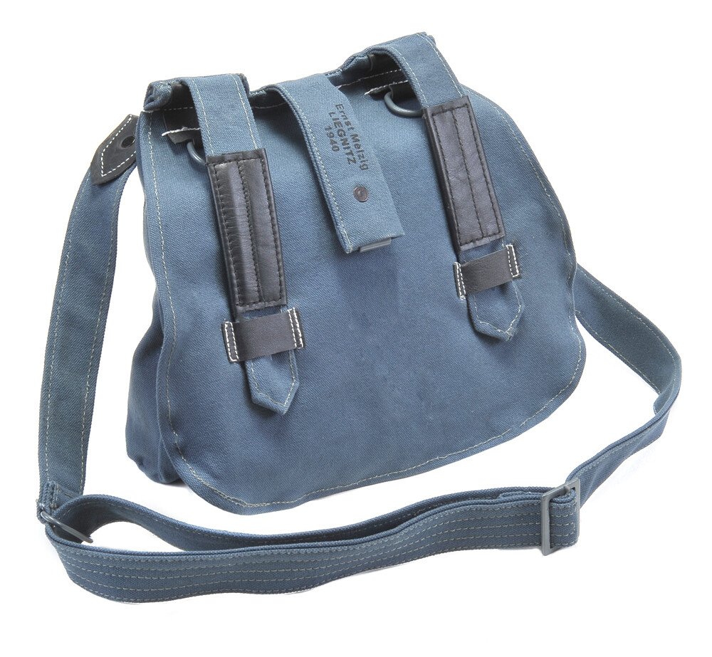 German WW2 M31 Bread bag with Shoulder Strap Luftwaffe Blue