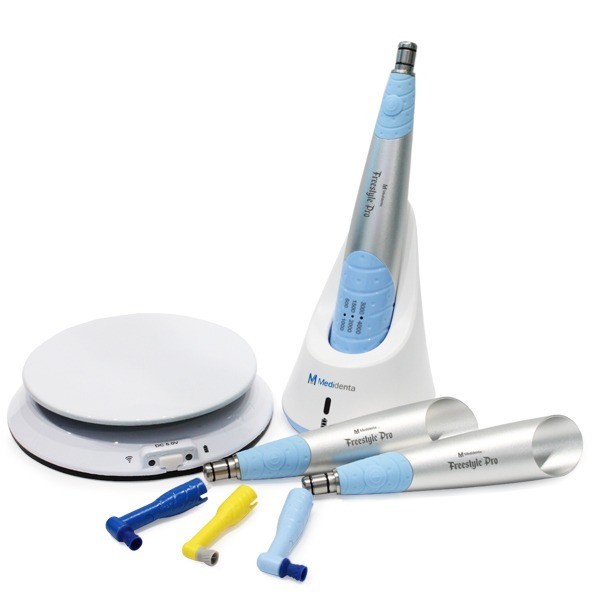 Cordless Hygiene Handpiece. Pedal, 3 sleeves and fits any prophy angles Hygiene+