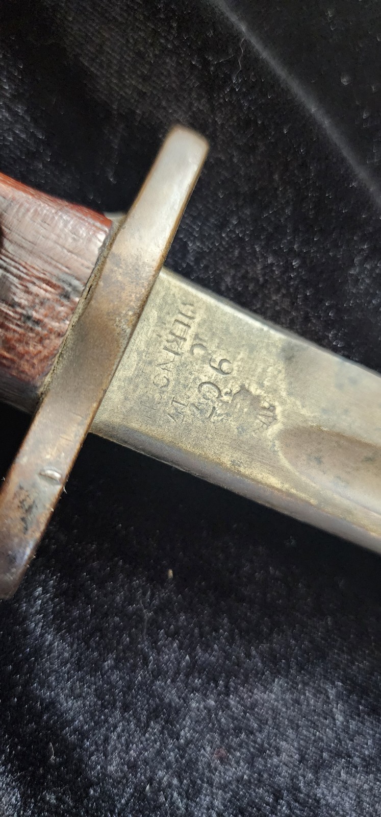 WW1 1907 Wilkinson British Bayonet - 1917 Dated