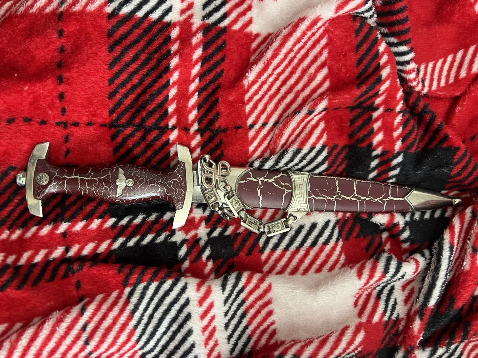 Red Silver Decorative Dirk Dagger Stainless Steel Blade Metal Handle with Sheath