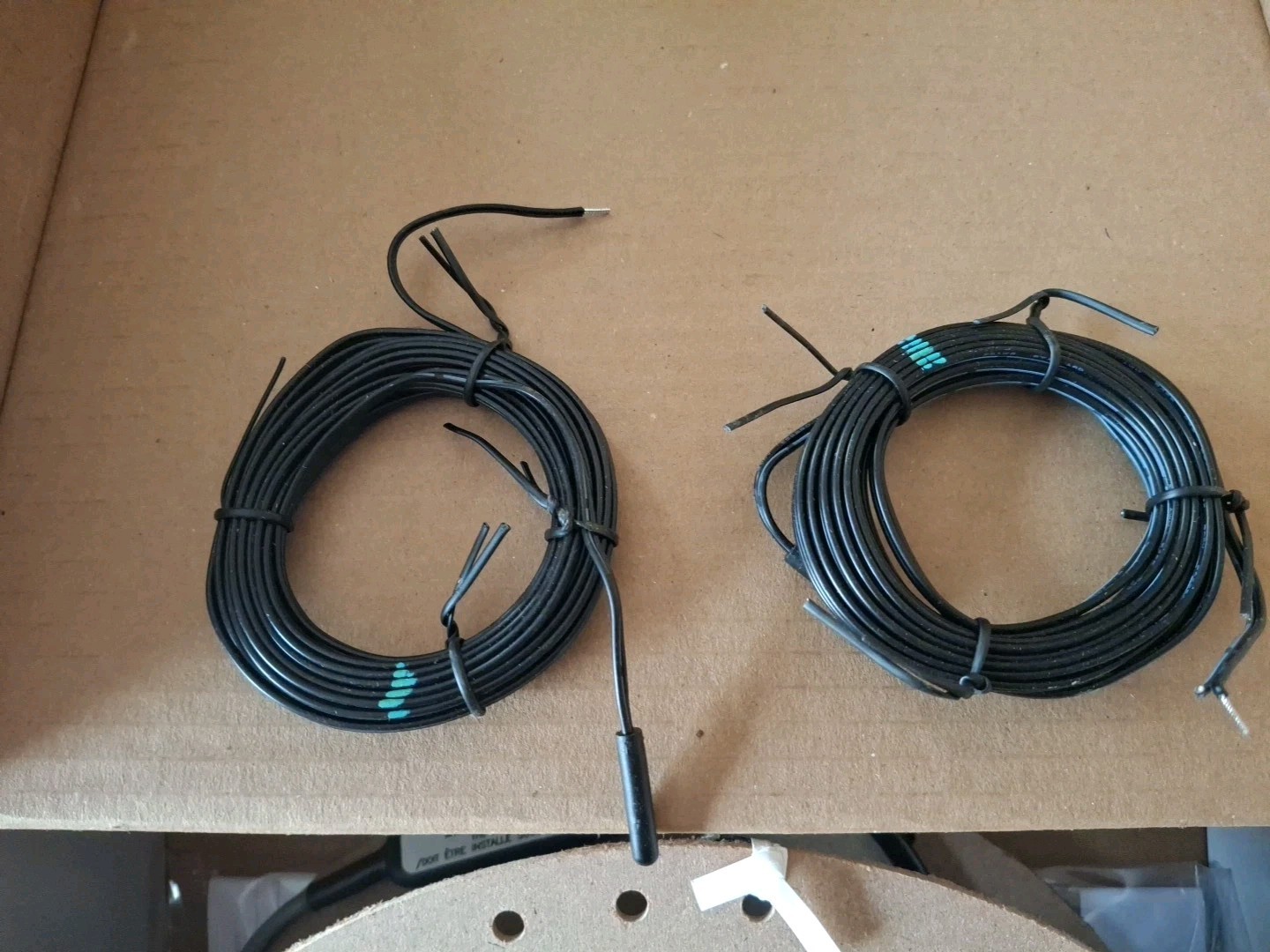 Schluter Ditra Heat Floor Heating Cable DHEHK12016 120V 52.9 ft (16 sq ft)