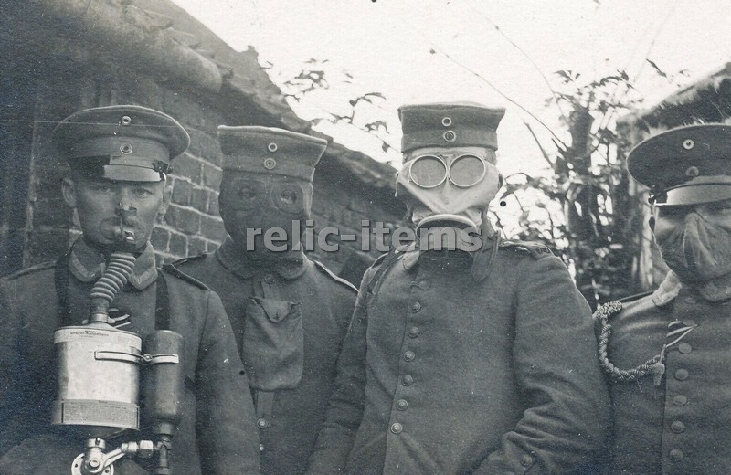 PICTURE PHOTO WW1 GERMAN SOLDIERS WITH MASK 7150