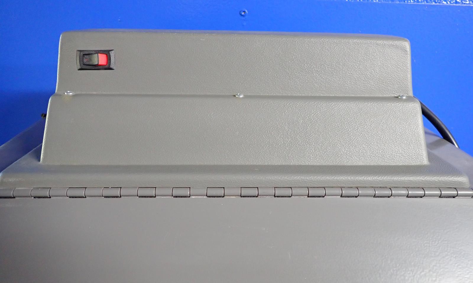 ECONOLINE 101691G-A Mini Bench Abrasive Blast Cabinet